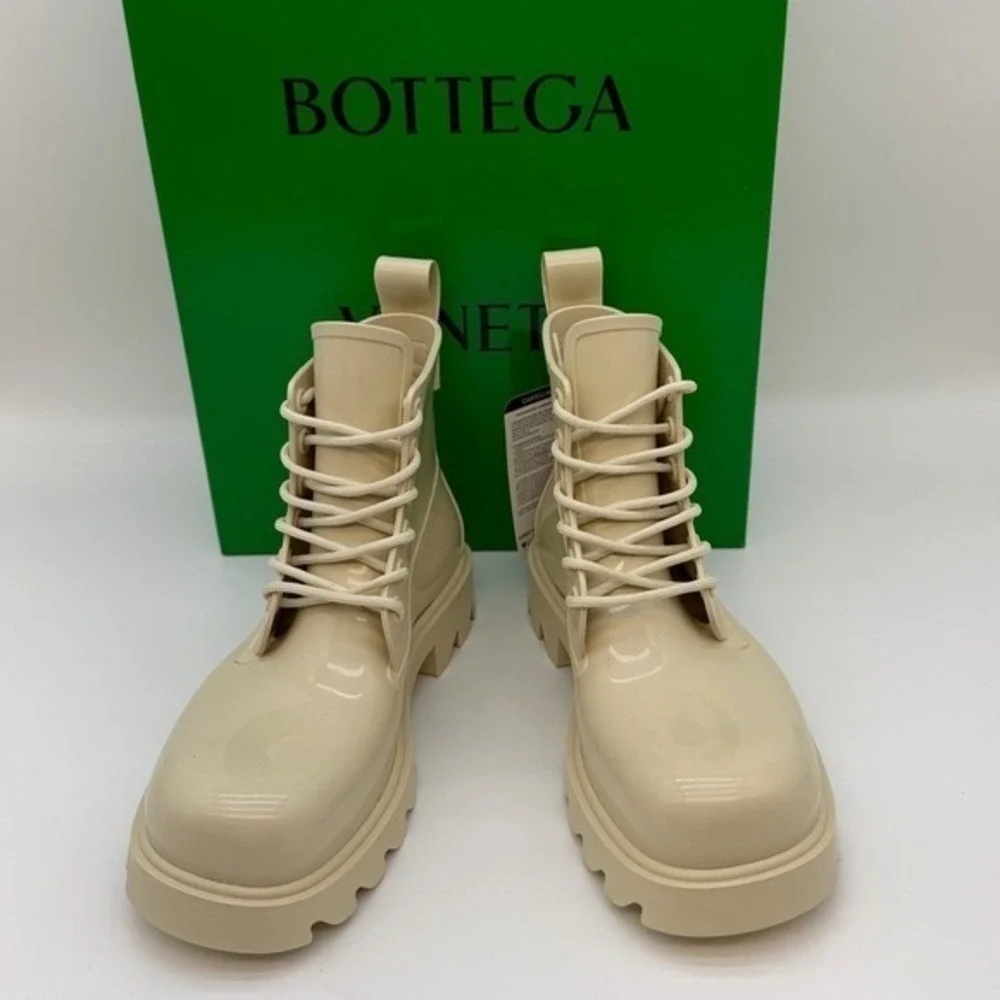 Bottega Veneta Rubber Ankle Boots Cream‎ Size EU 38 US 8 Lug Sole Made in Italy